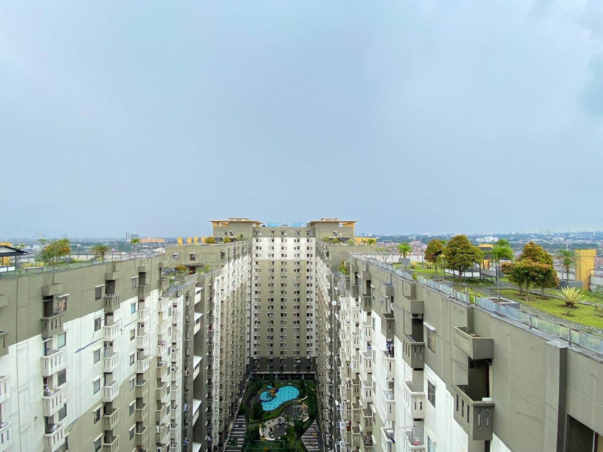 Spacious At Gateway Ahmad Yani Cicadas By Travelio Apartemen Bandung